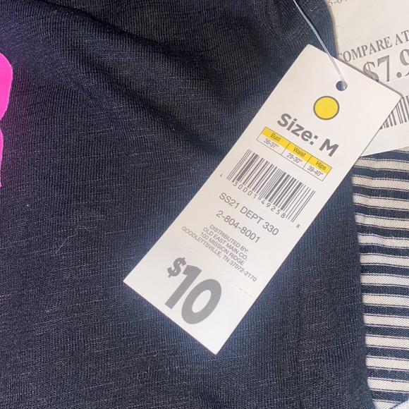 NEW WITH TAG ITEM BUNDLE! - Picture 4 of 5